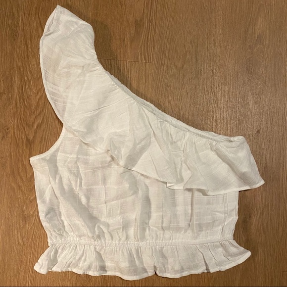 American Eagle Outfitters Tops - 🆕 American Eagle One Shoulder Top